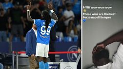 Napoli vince in extremis contro il Cagliari, Lukaku impazzisce sul divano: “Queste…”