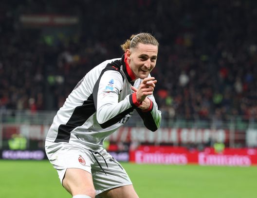 MILAN, ITALY - MARCH 21: Adrien Rabiot of AC Milan celebrates after scoring the goal during the Serie A match between AC Milan and Torino FC at Giuseppe Meazza Stadium on March 21, 2026 in Milan, Italy. (Photo by Claudio Villa/AC Milan via Getty Images) Milan, quanto pesa Rabiot: con lui sempre in campo i rossoneri avrebbero più punti- immagine 2