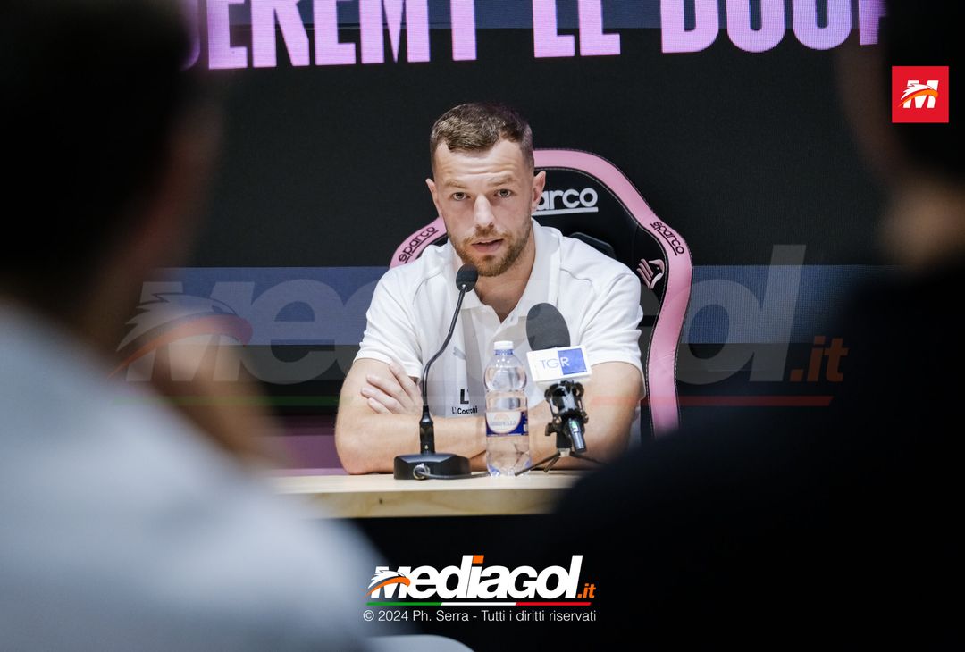 FOTO PALERMO, Jérémy Le Douaron presentato in conferenza stampa (Gallery) - immagine 9