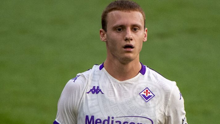 GERMOGLI PH: 20 LUGLIO 2025 BAGNO A RIPOLI AL VIOLA PARK SI E' GIOCATA LA PRIMA AMUCHEVOLE ESTIVA DELLA FIORENTINA CONTRO LA PRIMAVERA NELLA FOTO COMUZZO Comuzzo