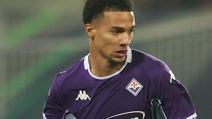 FLORENCE, ITALY - DECEMBER 11: Amir Richardson of ACF Fiorentina in action during the UEFA Conference League 2025/26 League Phase MD5 match between ACF Fiorentina and FC Dynamo Kyiv at Stadio Artemio Franchi on December 11, 2025 in Florence, Italy. (Photo by Gabriele Maltinti/Getty Images) CorFio: “Fagioli in dubbio. Al suo posto potrebbe giocare Richardson” - immagine 1