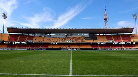 LECCE, ITALY - APRIL 06: A general view of stadium prior the Serie A match between Lecce and Venezia at Stadio Via del Mare on April 06, 2025 in Lecce, Italy. (Photo by Maurizio Lagana/Getty Images) lecce-milan-precedenti-statistiche-opta-e-curiosità-sulla-sfida-news