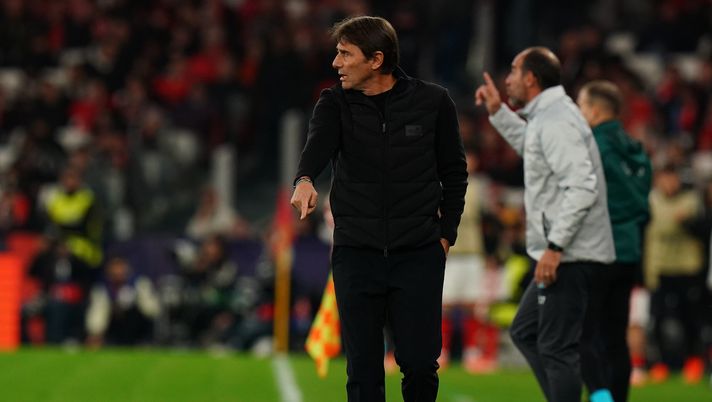 Ivan Zazzaroni nel suo editoriale ha sottolineato un aspetto di Conte Conte Napoli