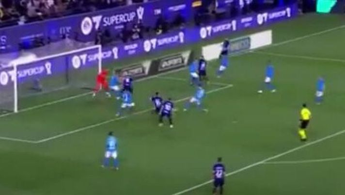 VIDEO Napoli-Inter 0-1: Lautaro sfrutta l’assist di Pavard e batte Gollini - immagine 1
