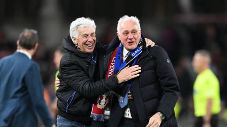 DUBLIN, IRELAND - MAY 22: Gian Piero Gasperini, Head Coach of Atalanta BC, celebrates with Antonio Percassi, President of Atalanta BC, after the team's victory in the UEFA Europa League 2023/24 final match between Atalanta BC and Bayer 04 Leverkusen at Dublin Arena on May 22, 2024 in Dublin, Ireland. (Photo by Michael Regan/Getty Images)