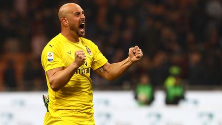 Mercato Milan - Manca solo l'ufficialità per Reina alla Lazio Mercato Milan - Manca solo l'ufficialità per Reina alla Lazio