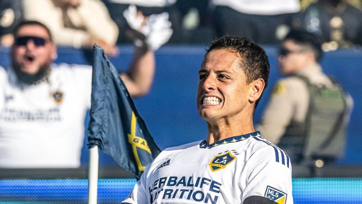 Chicharito Hernandez shock: “Donne state fallendo, accettate la mascolinità” - immagine 1