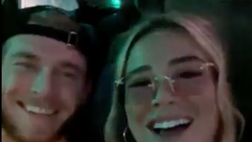 VIDEO / Diletta Leotta e Karius scatenati al concerto dei Coldplay