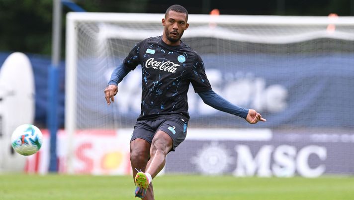 DIMARO, ITALY - JULY 25: Juan Jesus of Napoli during a training session on July 25, 2025 in Dimaro, Italy. (Photo by SSC NAPOLI/SSC NAPOLI via Getty Images) juan jesus