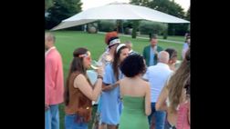 VIDEO / Festa a tema, anni ’70-’80: lo Zio Bergomi si trasforma così