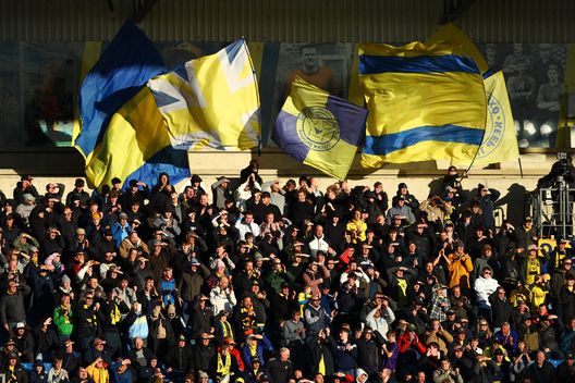 OXFORD, INGHILTERRA - 15 MARZO: I tifosi dell'Oxford United. (Photo by Cameron Howard/Getty Images). Oxford United, pre-season da film: il tecnico Gary Rowett a cavallo di un leone- immagine 2