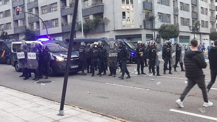 Nove imputati rischiano il carcere: per gli scontri prima di un derby asturiano - immagine 1