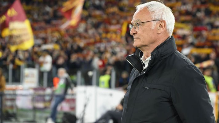 ROME, ITALY - APRIL 19: AS Roma coach Claudio Ranieri looks on during the Serie A match between AS Roma and Verona at Stadio Olimpico on April 19, 2025 in Rome, Italy. (Photo by Luciano Rossi/AS Roma via Getty Images) ranieri