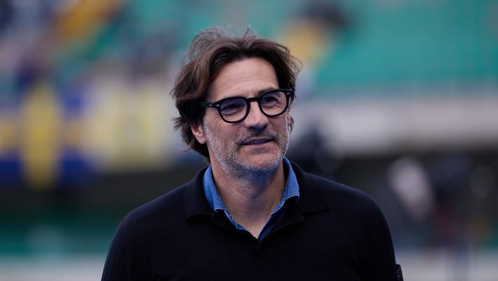 VERONA, ITALY - APRIL 04: Paolo Vanoli, Head Coach of Fiorentina looks on prior to the Serie A match between Hellas Verona FC and ACF Fiorentina at Stadio Marcantonio Bentegodi on April 04, 2026 in Verona, Italy. (Photo by Emmanuele Ciancaglini/Getty Images) CorSport: “Chiediamoci perché la Fiorentina è uscita così male dalla sosta” - immagine 1