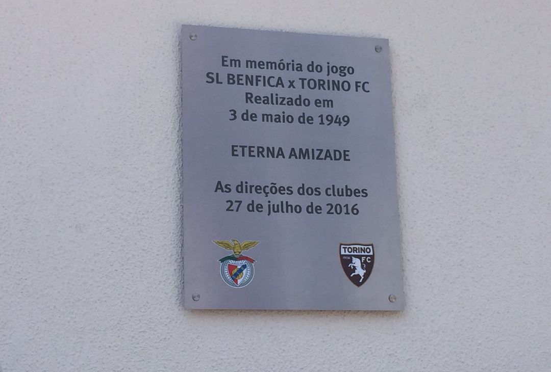 Fotogallery da Lisbona: ecco la targa dedicata al Grande Torino - immagine 9