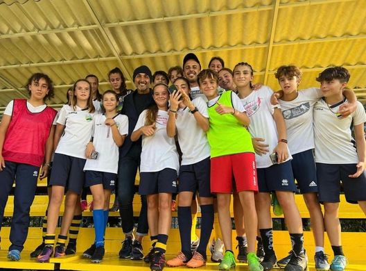 Spalletti avvistato sugli spalti della Macallesi: la figlia Matilde gioca nella scuola di Zenga  Spalletti avvistato sugli spalti della Macallesi: la figlia Matilde gioca nella scuola di Zenga - immagine 1