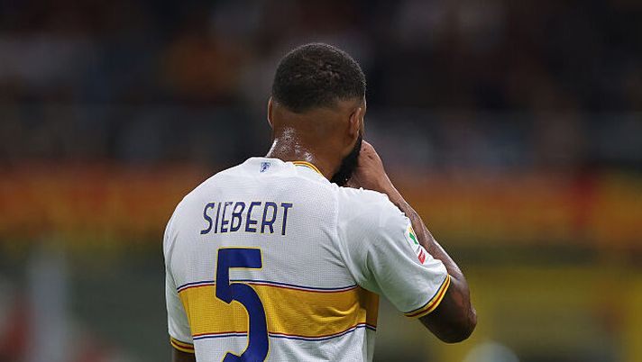 Lecce, bocciatura pesantissima per Siebert. Ma per Gazzetta non è l’unico 4 in pagella - immagine 1