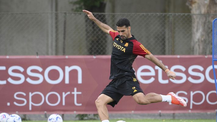 Celik vuole convincere De Rossi: è rientrato a Trigoria con un giorno d’anticipo - immagine 1