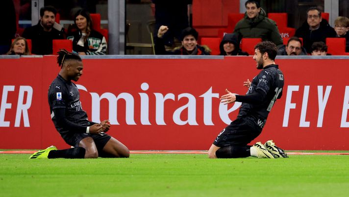 Milan, Leao non ha mai segnato a San Siro contro il Napoli...