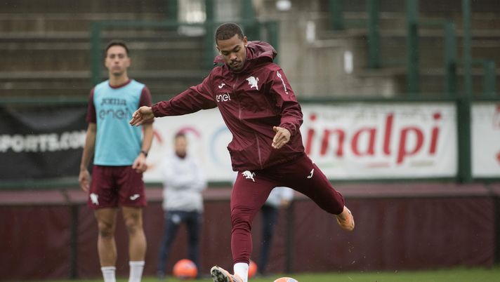 TURIN, ITALY - DECEMBER 17: Cyril Ngonge of Torino FC during the Torino FC Training Session at Stadio Filadelfia on December 17, 2025 in Turin, Italy. (Photo by Stefano Guidi - Torino FC/Torino FC 1906 via Getty Images) Calciomercato Torino: Ricardo sfuma, Ngonge in bilico? - immagine 1