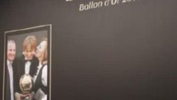 Milan, che onore: Luka Modric ‘porta’ il suo ‘Pallone d’Oro’