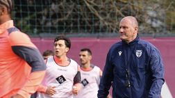 Reggiana, la scossa di Bisoli: “Gruppo depresso ma di qualità, chi non accetta di lottare è fuori”