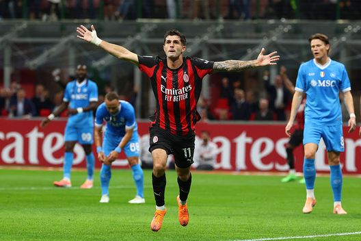 Milano, Italia - 28 settembre 2025: L'esultanza di Christian Pulisic dopo il gol contro il Napoli. (Foto di Giuseppe Cottini/AC Milan via Getty Images) Juventus-Milan, dove vedere il big match in diretta tv e streaming LIVE- immagine 3