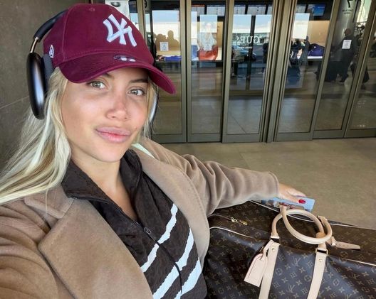 Wanda Nara torna in Argentina dopo un mese: svuotata la casa di Milano, ecco quante valigie - immagine 1