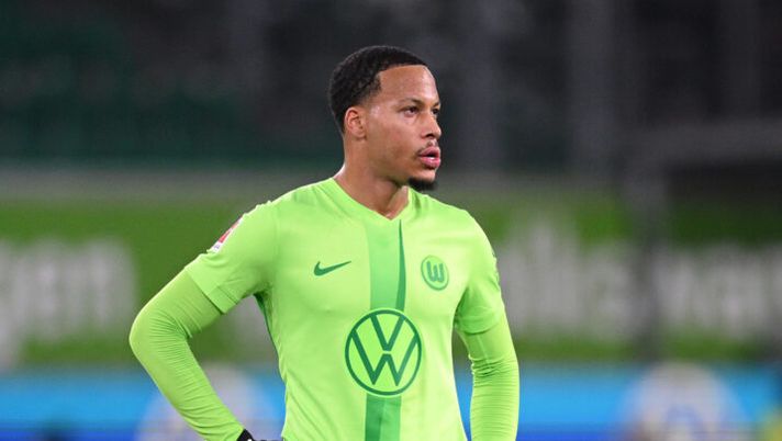 WOLFSBURG, GERMANY - JANUARY 24: Aster Vranckx of VfL Wolfsburg looks dejected after his side's draw in the Bundesliga match between VfL Wolfsburg and Holstein Kiel at Volkswagen Arena on January 24, 2025 in Wolfsburg, Germany. (Photo by Stuart Franklin/Getty Images) Sassuolo, la probabile formazione: Muric, Coulibaly, Vranckx e il tridente d’attacco - immagine 1