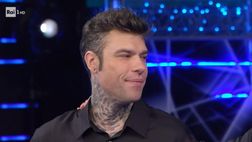 Sanremo 2025, mistero sugli occhi di Fedez: foto diventano virali
