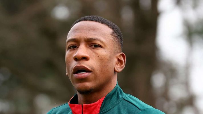 Lazio-Milan, Estupinan provato ancora con i titolari. Il possibile piano per Gimenez