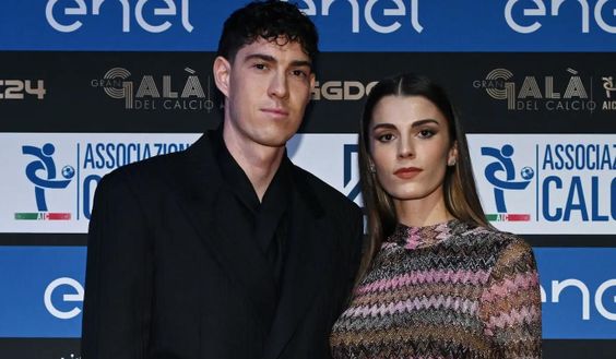 Il messaggio della moglie di Bastoni dopo le parole in conferenza: “Fiera dell’uomo e del…” - immagine 1