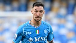 Napoli, Politano torna rigorista contro il Bologna ma sbaglia: bonus per Ravaglia