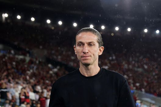 Chelsea all’ennesimo cambio, Filipe Luis favorito per la panchina- immagine 2