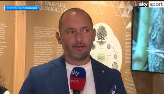 Sky – Calhanoglu non ha mai chiesto la cessione, resta all’Inter! Oggi Ausilio…- immagine 2