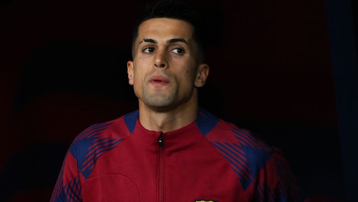Barcellona, infortunio per Cancelo: problema al ginocchio per il terzino portoghese - immagine 1