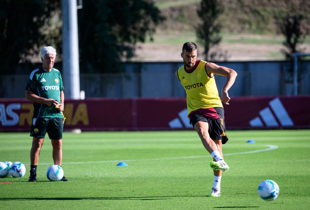 Raduno Roma, il primo allenamento di Wesley e Vasquez a Trigoria- FOTO GALLERY - immagine 41