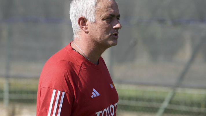 Mou, il futuro è sulla lavagna - immagine 1