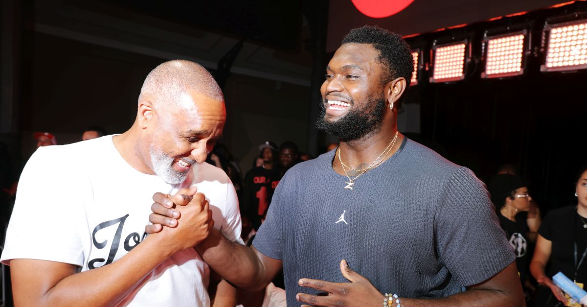 NBA, Williamson accusato di stupro. La replica: “Causa diffamatoria, chiederemo i danni” NBA, Williamson accusato di stupro. La replica: “Causa diffamatoria, chiederemo i danni”