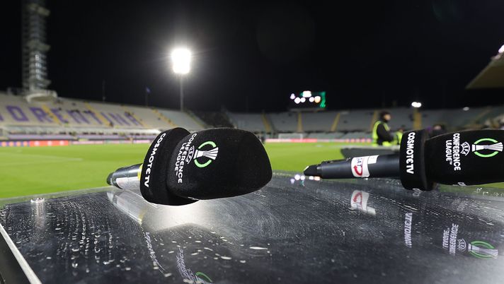 FLORENCE, ITALY - NOVEMBER 27: General view during the UEFA Conference League 2025/26 League Phase MD4 match between ACF Fiorentina and AEK Athens FC at Stadio Artemio Franchi on November 27, 2025 in Florence, Italy. (Photo by Gabriele Maltinti/Getty Images) Gazzetta – Fiorentina in alto mare, anche il Franchi ha tempi lunghi… - immagine 1
