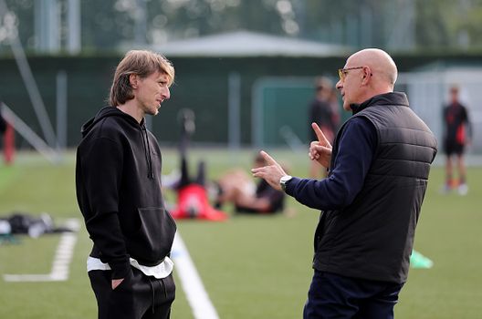 un-martedi-speciale-tutte-le-foto-di-modric-nel-vivaio-rossonero-del-Vismara