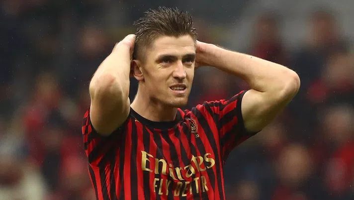 Krzysztof Piatek Milan