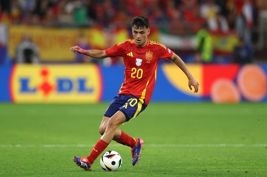 Pedri a Euro2024, proprio contro l'Italia. (Photo by Lars Baron/Getty Images) Spagna-Francia, la top XI combinata per una formazione da sogno- immagine 4