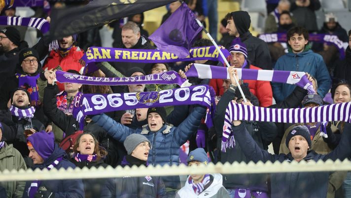 GERMOGLI PH: 27 NOVEMBRE 2025 FIRENZE STADIO ARTEMIO FRANCHI CONFERENCE LEAGUE FIORENTINA VS AEK ATENE NELLA FOTO TIFOSI Poesio: “Alla squadra manca Palladino. Firenze è una piazza da ricostruire” - immagine 1