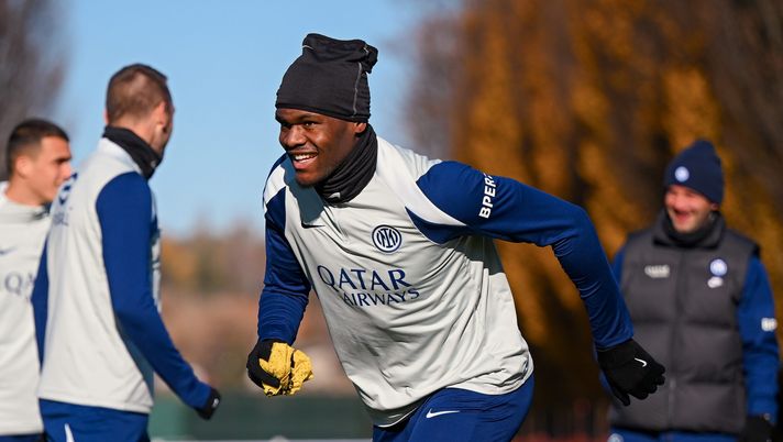 CorSera – Inter più forte e strutturata: “Le 4 punte di Chivu sarebbero titolari nel Milan” - immagine 1