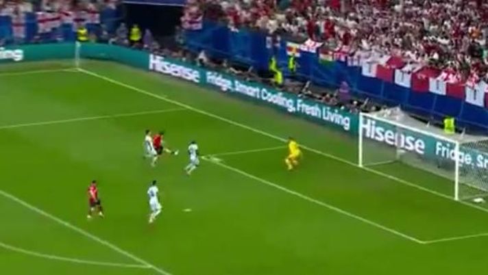 VIDEO Kvaratskhelia punisce il Portogallo dopo soli 2 minuti: Georgia in vantaggio - immagine 1