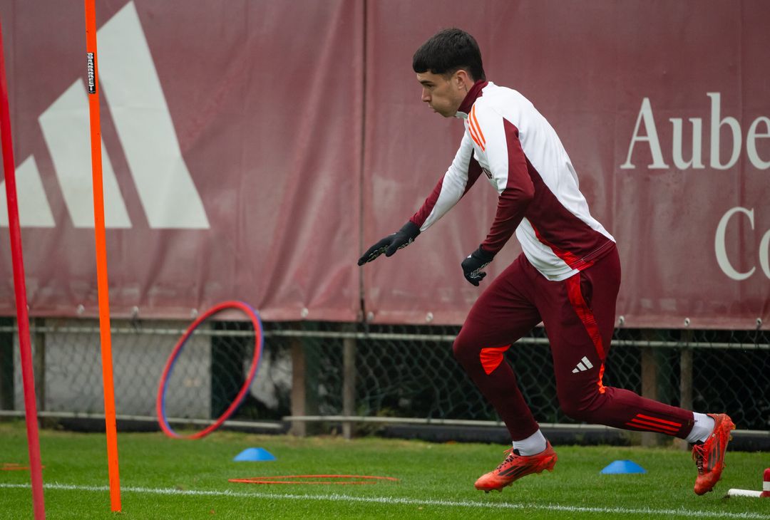 Trigoria, ripresa degli allenamenti in vista del Tottenham – FOTO GALLERY - immagine 11