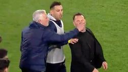 Il Galatasaray mette la camicia di forza a Mourinho: lo sfottò social dopo la partita