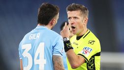 Lazio-Napoli, infortunio per l’arbitro Orsato! Ecco cosa è accaduto