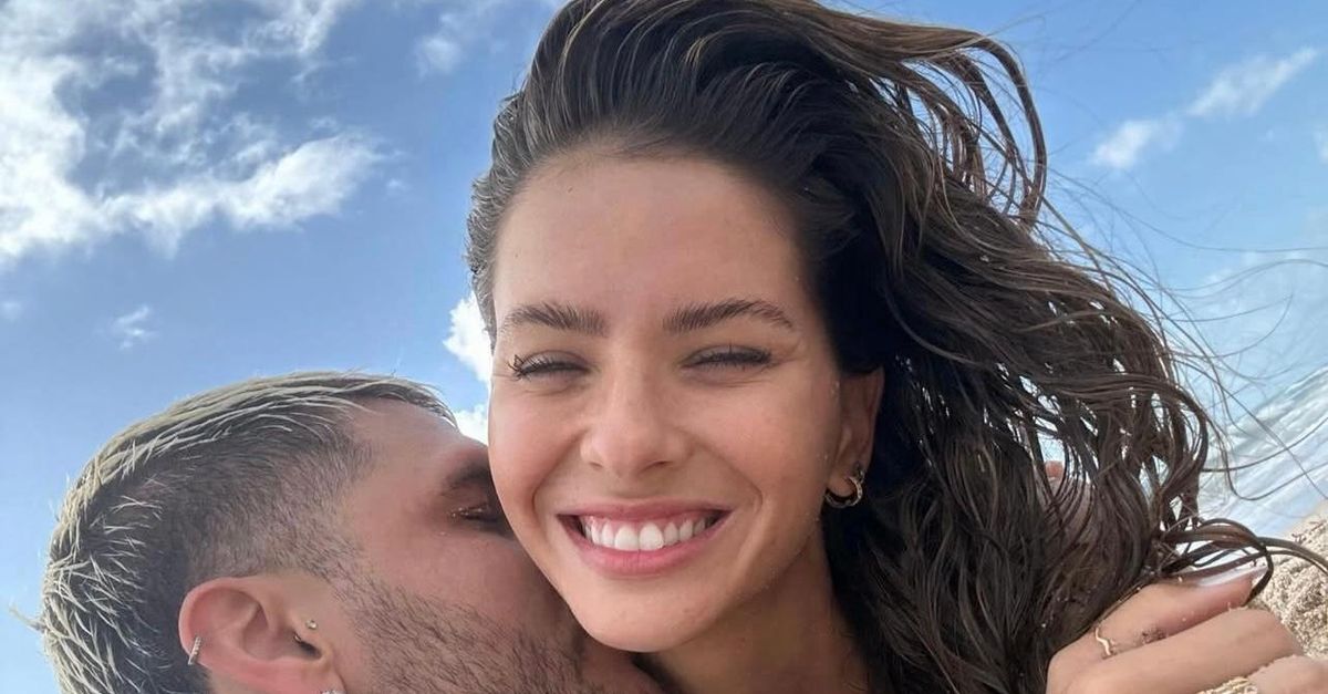 Mauro Icardi e China Suarez annunciano il fidanzamento: coppia in “luna di miele” a Miami